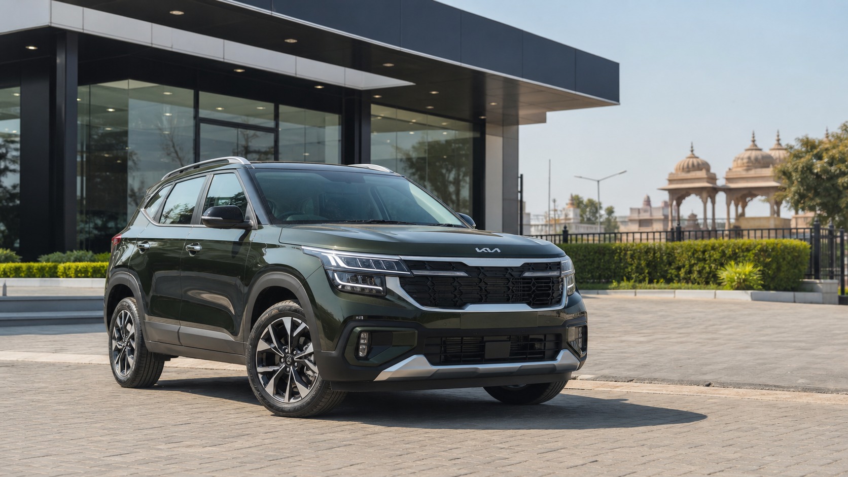 Best Kia Seltos automatic variant Bharatpur hero image showing the SUV at a Rajasthan dealership for buyers comparing iVT, DCT, and family-ready automatic trims before booking.