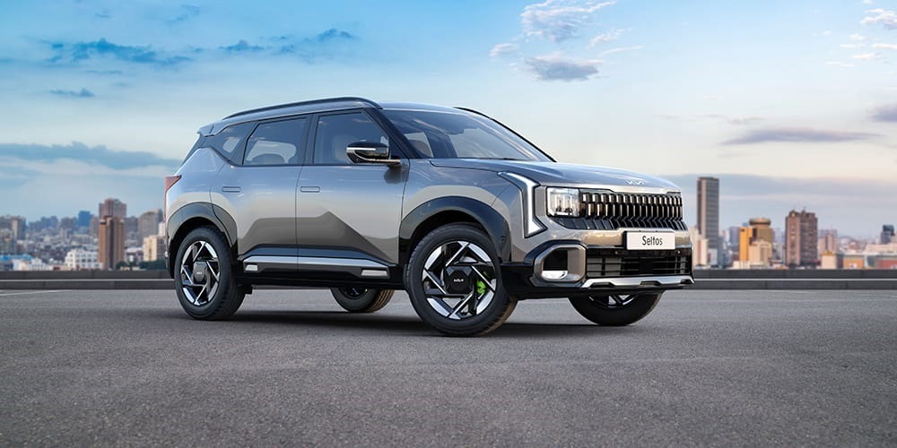 Best Kia Seltos variant Jaipur hero image showing the SUV for buyers comparing city and family use, feature value, and booking-stage variant selection.