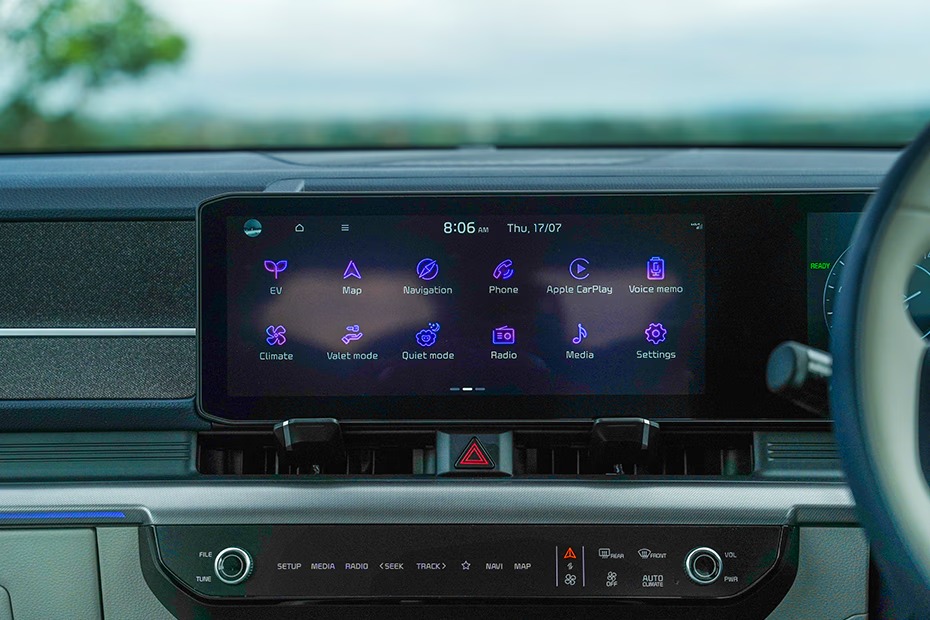 Kia Carens Clavis EV image in Jaipur